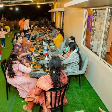Hotel Virasat By Bookingcare Chhatarpur Exteriör bild