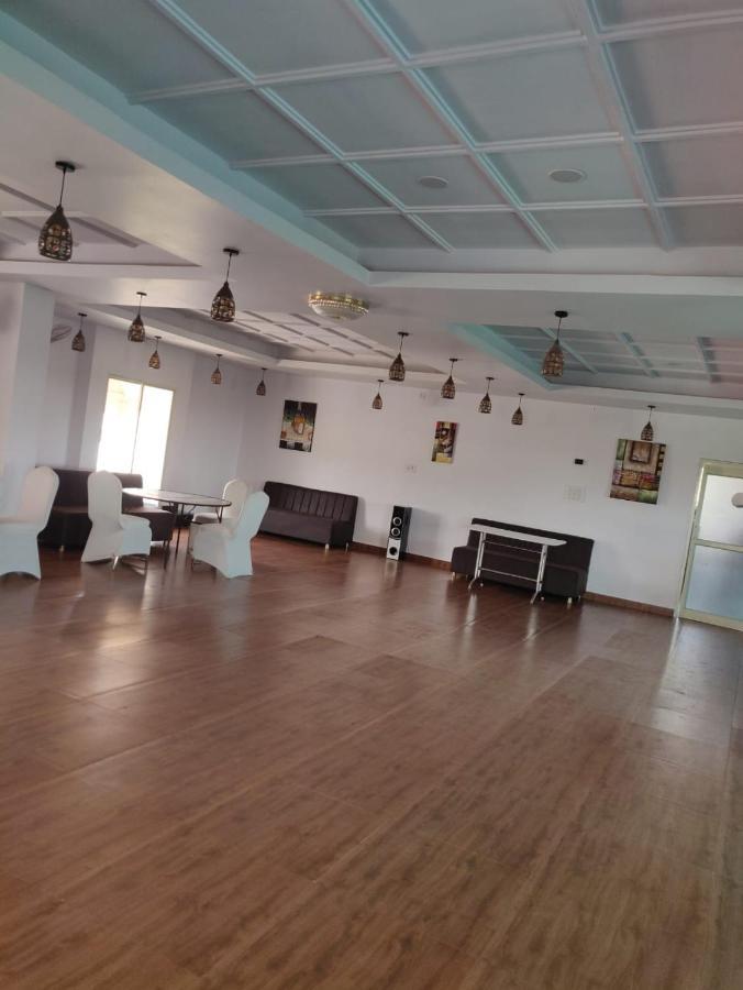 Hotel Virasat By Bookingcare Chhatarpur Exteriör bild
